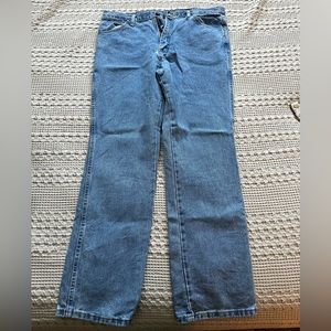 NWOT Retro Wrangler Cowboy Cut Light Wash Jeans 36x32